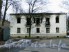 Ярославский пр., д. 27. Фрагмент фасада здания после пожара. Апрель 2009 г.