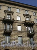 Полюстровский пр., д. 49. Фрагмент фасада здания. Апрель 2009 г.