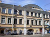 Малый пр., В.О., д. 5. Бывший доходный дом. Фрагмент фасада здания. Фото апрель 2009 г.