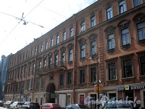 Владимирский пр., д. 3. Доходный дом П. И. Лихачева. Фасад здания. Фото август 2009 г.