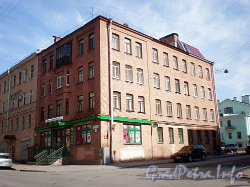 Большеохтинский пр., д. 21. Общий вид здания. Фото апрель 2009 г.