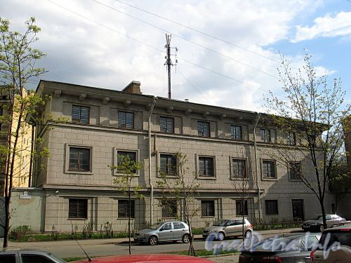 Малодетскосельский пр., д. 40. Общий вид здания. Фото май 2010 г.