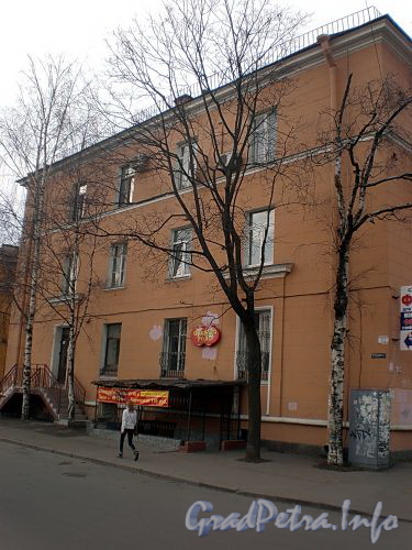 Пр. Энгельса, д. 68. Фасад по Елецкой улице. Фото апрель 2010 г.