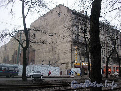 Левая часть доходного дома купца Перцова, Фото 2006 г.