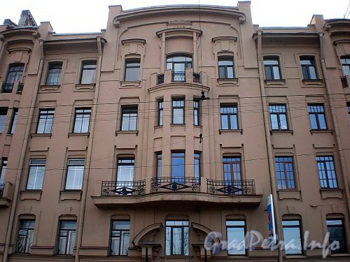 Кронверкский пр., д. 59. Фрагмент фасада. Фото март 2010 г.