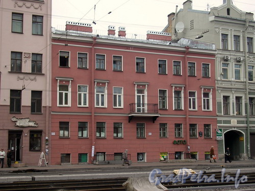 Лиговский пр. д. 119, общий вид здания. Фото 2007 г.