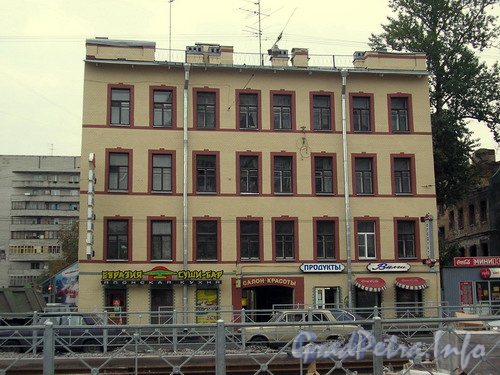 Лиговский пр. д.138, общий вид здания. Фото 2007 г.