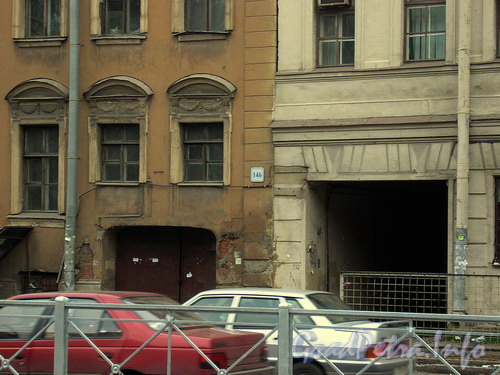 Лиговский пр. д. 146, фрагмент фасада здания. Фото 2007 г.