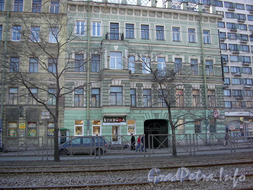 Лиговский пр. д. 171, общий вид здания. Фото 2005 г.
