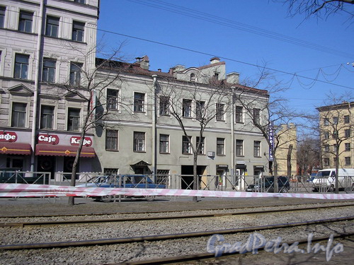 Лиговский пр. 233, фасад дома. Вид с Лиговского пр. Фото 2005 г.