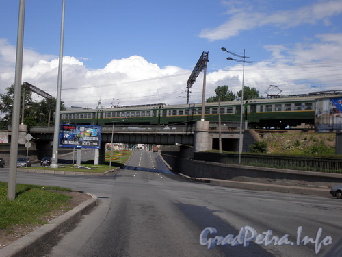 Мост Витебской железной дороги через Лиговский проспект. Фото 2008 г.
