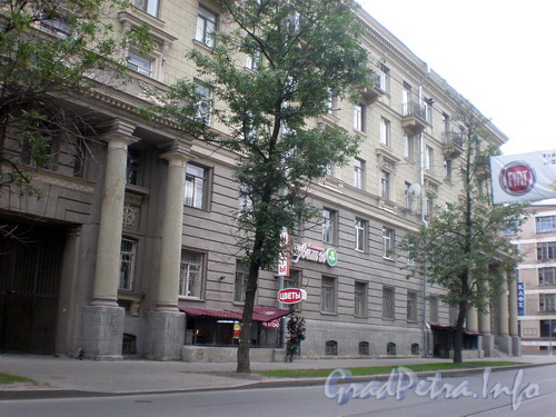 Большой Сампсониевский пр., д. 79, общий вид здания. Фото 2008 г. 