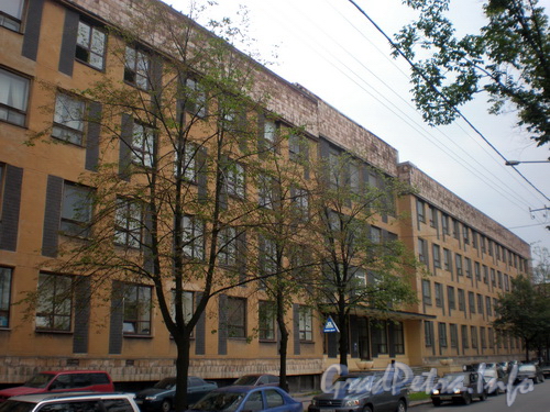 Большой Смоленский пр., д. 4, общий вид здания