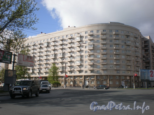 Гражданский пр., д. 2, общий вид здания. Фото 2008 г.