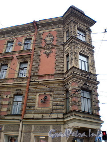 Загородный пр., д. 39, фрагмент фасада здания. Фото 2008 г.