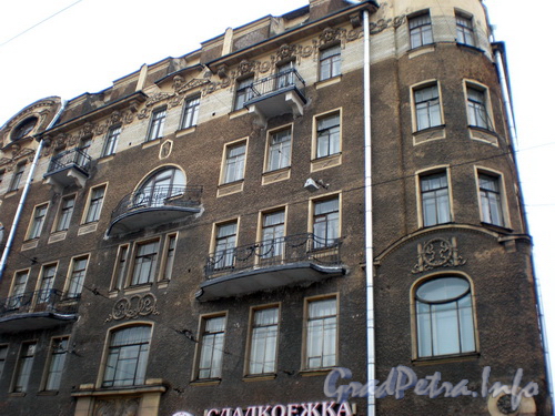 Загородный пр., д. 45, общий вид здания. Фото 2008 г.