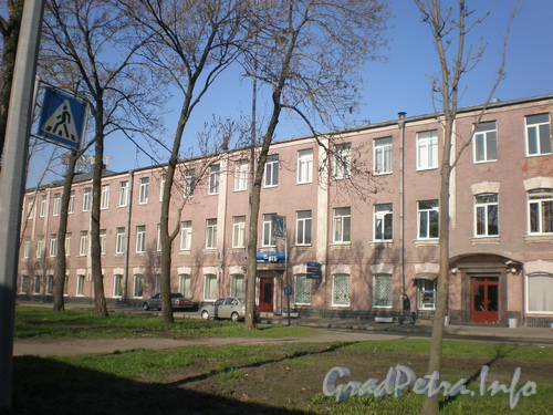 Пр. Лиговский д. 281, общий вид здания. Фото 2008 г.