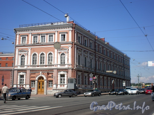 Литейный пр., д. 1, общий вид здания. Фото 2008 г.