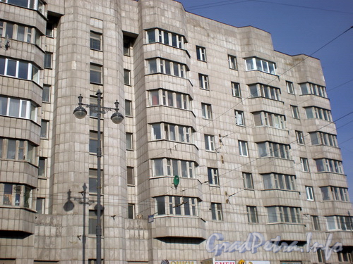 Московский пр., д. 60, фрагмент фасада здания. Фото 2008 г.