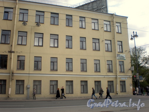Московский пр., д. 110, общий вид здания. Фото 2008 г.