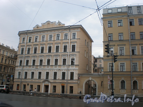 Невский пр., д. 172, общий вид здания. Фото 2008 г.