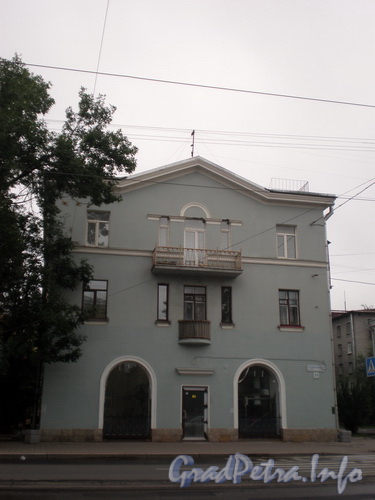 Среднеохтинский пр., д. 35, фасад по Среднеохтинскому проспекту Фото 2008 г.