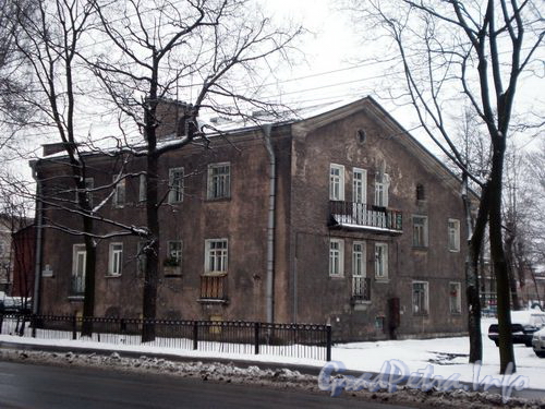 Волковский пр., д. 18. Общий вид здания. Январь 2009 г.