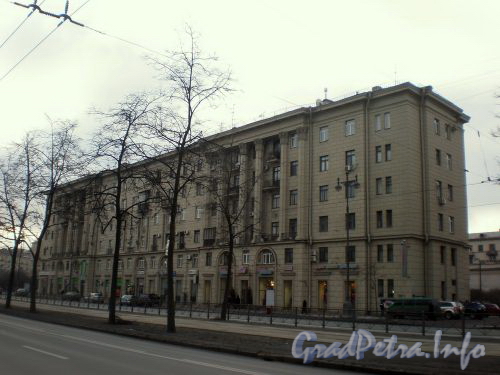 Московский пр., д. 171. Общий вид здания. Февраль 2009 г.