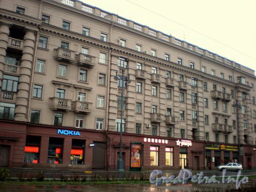 Московский проспект, д. 157. Общий вид  здания. Октябрь 2008 г.