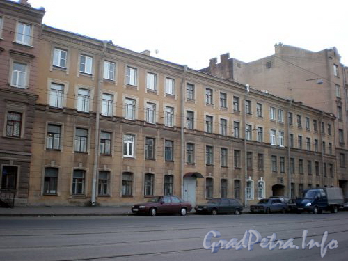 Троицкий проспект, д. 14. Общий вид здания. Ноябрь 2008 г.