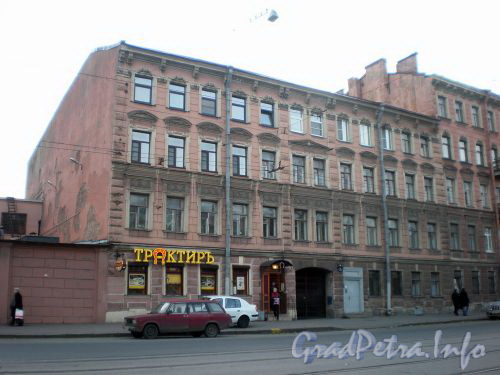 Троицкий проспект, д. 8. Общий вид здания. Ноябрь 2008 г.