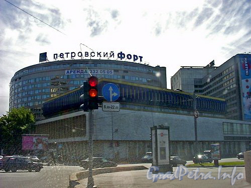 Бизнес-центр «Петровский форд»