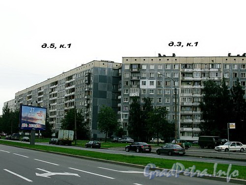 Дома 3, к. 1 и 5, к. 1 по пр.у Художников, Фото июнь 2009 г.