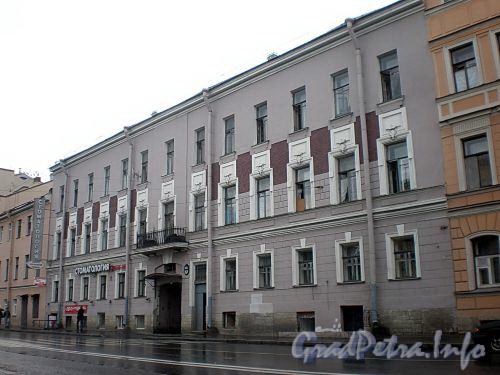 Пр. Римского-Корсакова, д. 29. Фасад здания. Фото август 2009 г.