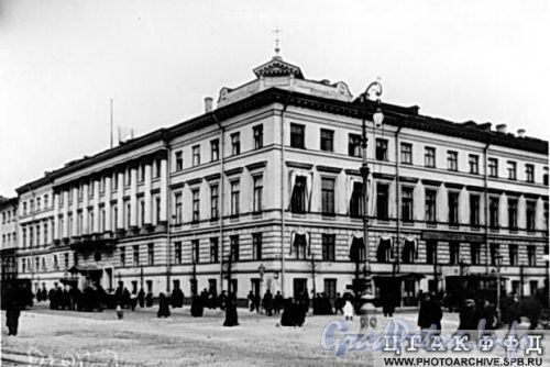 Адмиралтейский пр., д. 6 / Гороховая ул., д. 2. Общий вид здания. Фото 1900-х годов. (из архива ЦГАКФФД)