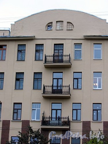 Большой пр., В.О., д. 56. Доходный дом X. Г. Борхова. Фрагмент фасада здания. Фото октябрь 2009 г.
