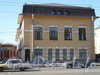 Пр. Стачек, д. 37. Дом Е. П. Овсянниковой. Общий вид здания. Фото апрель 2011 г.