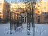 Пр. Стачек, дом 142. Вид со двора. Фото январь 2012 г.