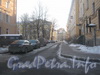Проезд от пр. Стачек до 152 дома. Вид с угла проезда параллельно пр. Стачек и 158 дома (левое крыло). Фото январь 2012 г.