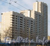 Ленинский пр., дом 99. Строящийся дом. Вид от перекрёстка ул. Маршала Захарова и пр. Маршала Жукова. Фото март 2012 г.