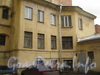 Измайловский пр., дом 25. Фасад со стороны двора. Фото март 2012 г.