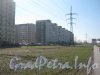 Дунайский пр., дом 5 (в центре) и общий вид домов по нечётной стороне Дунайского пр. в сторону Пулковского шоссе. Фото апрель 2012 г.