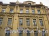 Пр. Добролюбова, дом 1. Фрагмент фасада со стороны Кронверского пр. Фото 26 июня 2012 г.