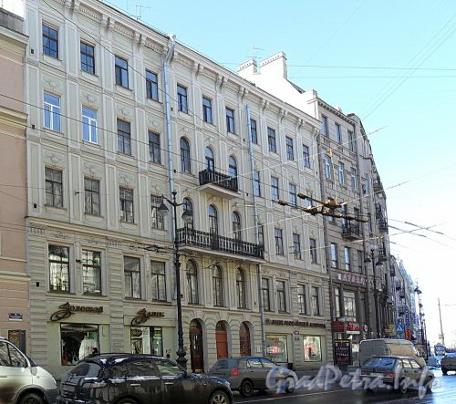 Невский пр., д. 97. Фасад здания. Фото март 2011 г.