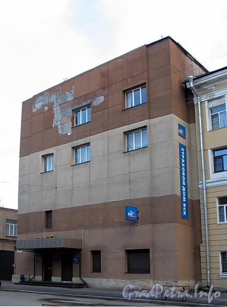 Мал. Сампсониевский пр., д. 4. Фасад здания, выходящего на проспект торцом. Фото сентябрь 2011 г.