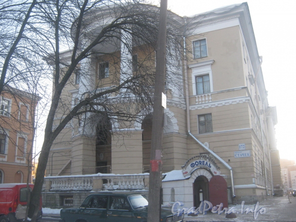 Пр. Стачек, дом 172. Торец дома, выходящий на пр. Стачек. Фото январь 2012 г.