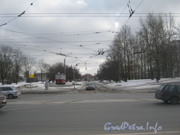 Пр. Стачек, дом 114. Вид на трамвайный парк № 8 от проспекта Стачек. Фото март 2012 г.