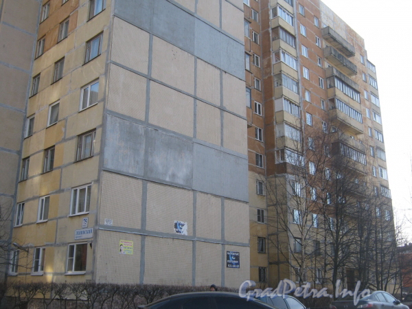Ленинский пр.,75 корпус 2. Общий вид дома со стороны ул. Кузнецова. Фото март 2012 г.