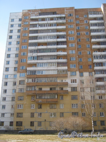 Ленинский пр., дом 75, корпус 2. Левое крыло дома. Фото март 2012 г.