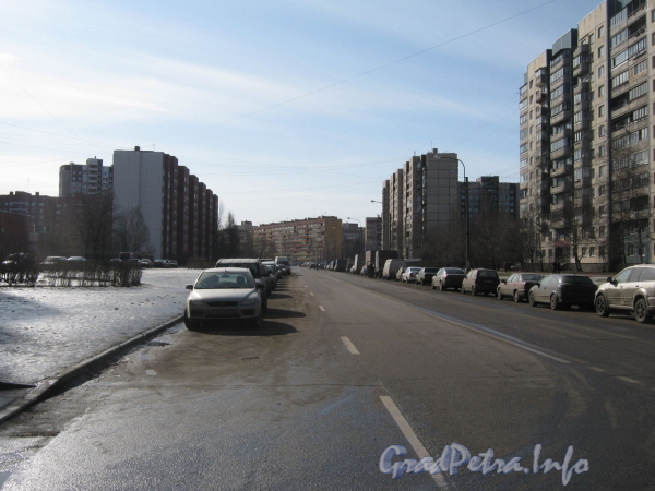 Перспектива проспекта Кузнецова от Ленинского проспекта в сторону улицы Маршала Захарова. Фото март 2012 г.